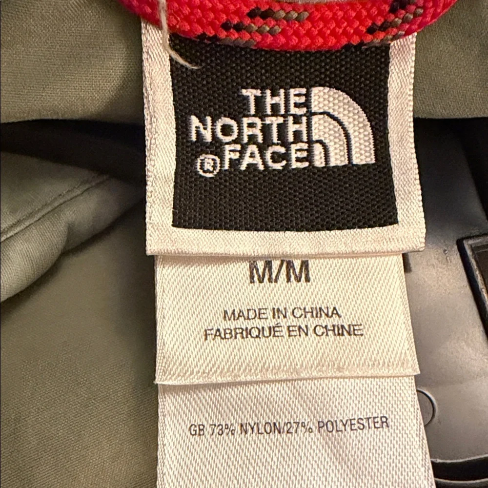 The North Face Green Nylon Cargo Button-Up Shirt Size Medium Outdoor Utility
